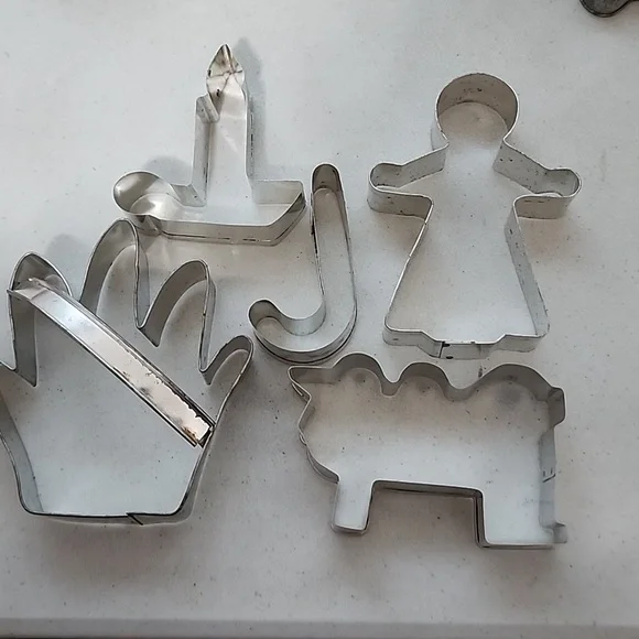 Source Unknown Silver Cookie Cutter Set - Picture 5 of 6